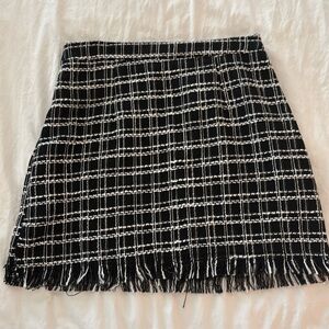 Tweed skirt